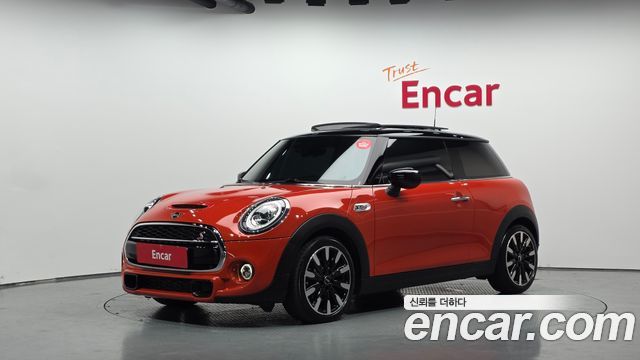 2020 Mini Cooper, VIN WMWXY7104L2M15942