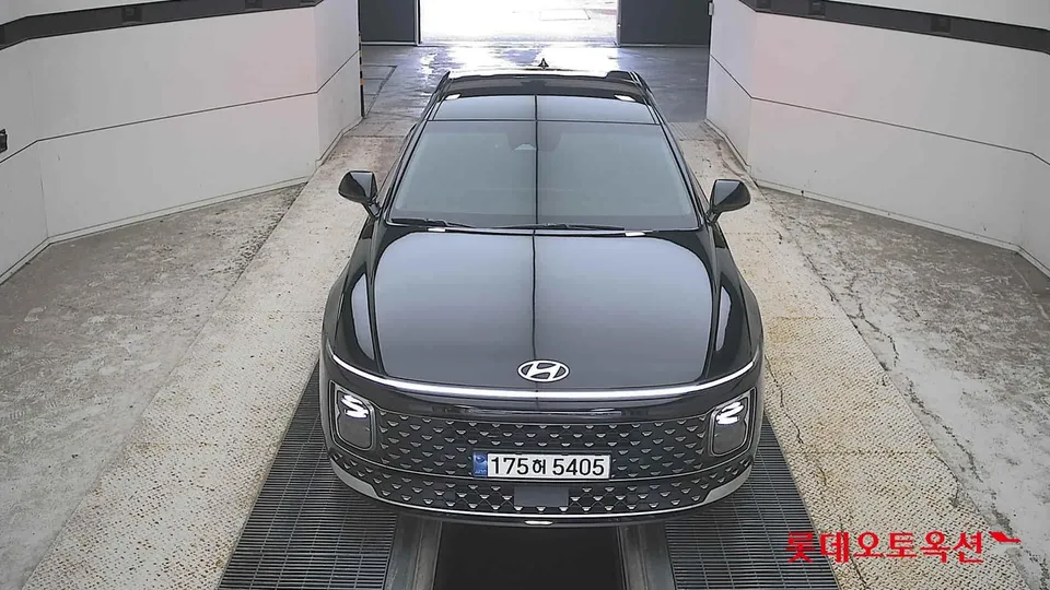 2023 Hyundai Grandeur, VIN KMHN1411BPA021195