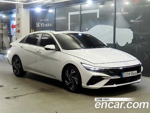 2024 Hyundai Avante, VIN KMHLR41EERU817136