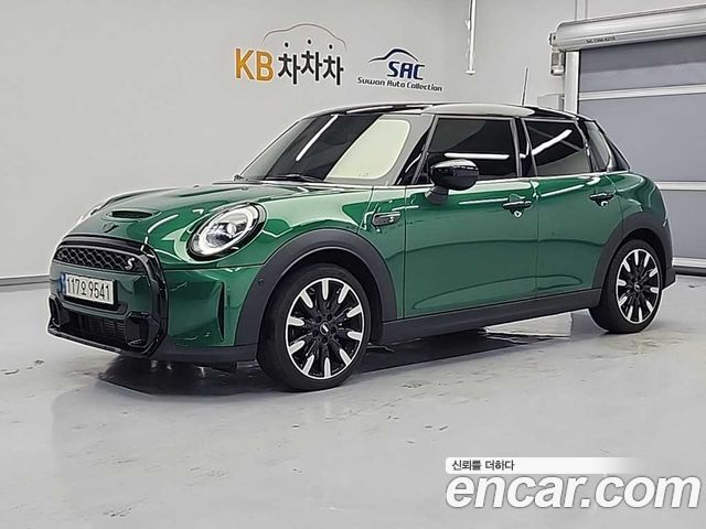 2022 Mini Cooper, VIN WMW61DK03N2R47344