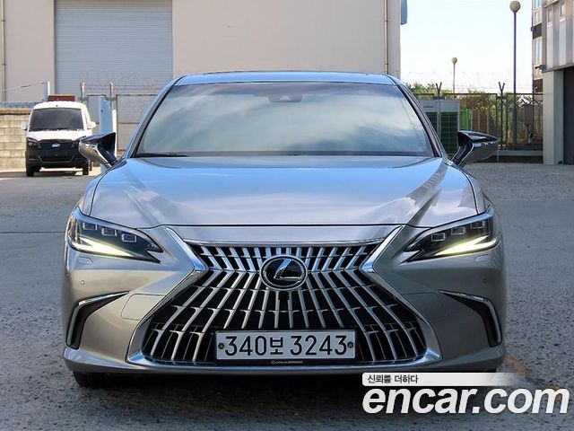 2023 Lexus ES, VIN JTHBA1C15P2018796