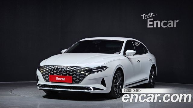 2022 Hyundai Grandeur, VIN KMHF141DBNA488142