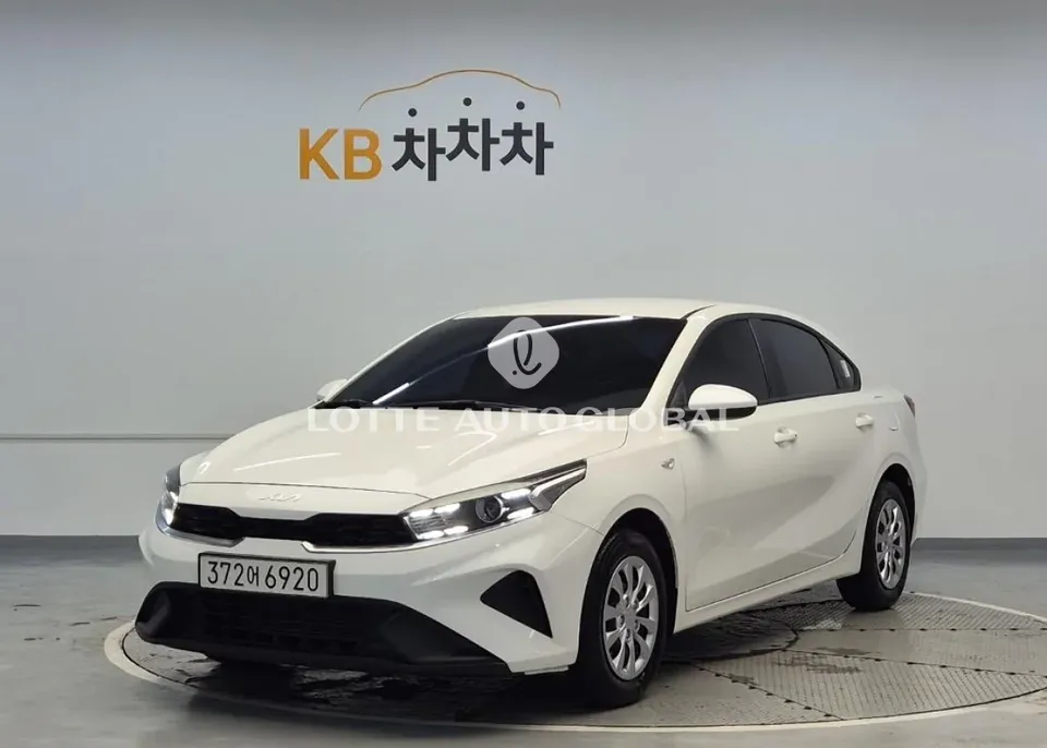 2024 Kia K3, VIN KNAF141BERA177037