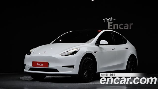 2023 Tesla Model Y, VIN LRWYGCFS2PC101412