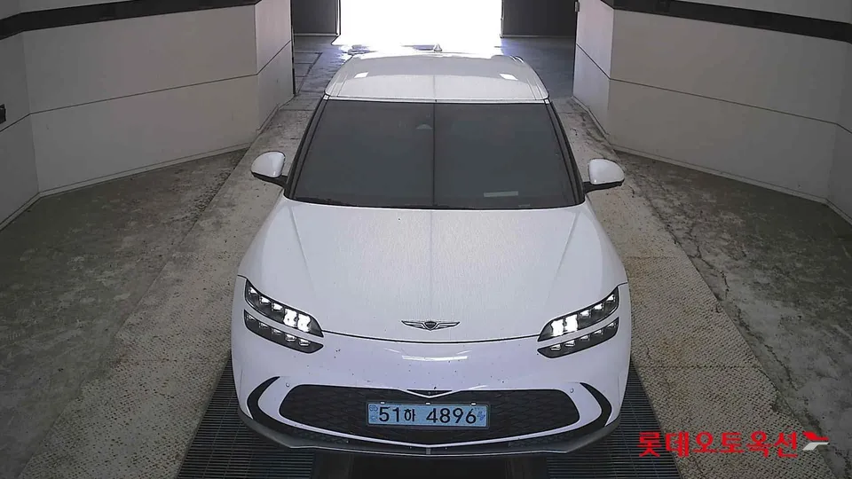2022 Genesis GV60, VIN KMTKC81CPNU007886