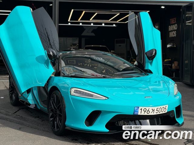 2022 McLaren GT, VIN SBM22GCB8NW002258