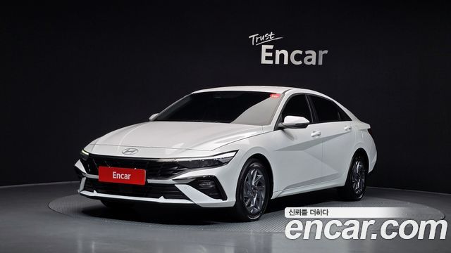 2026 Hyundai Avante, VIN KMHLN41EETU129685