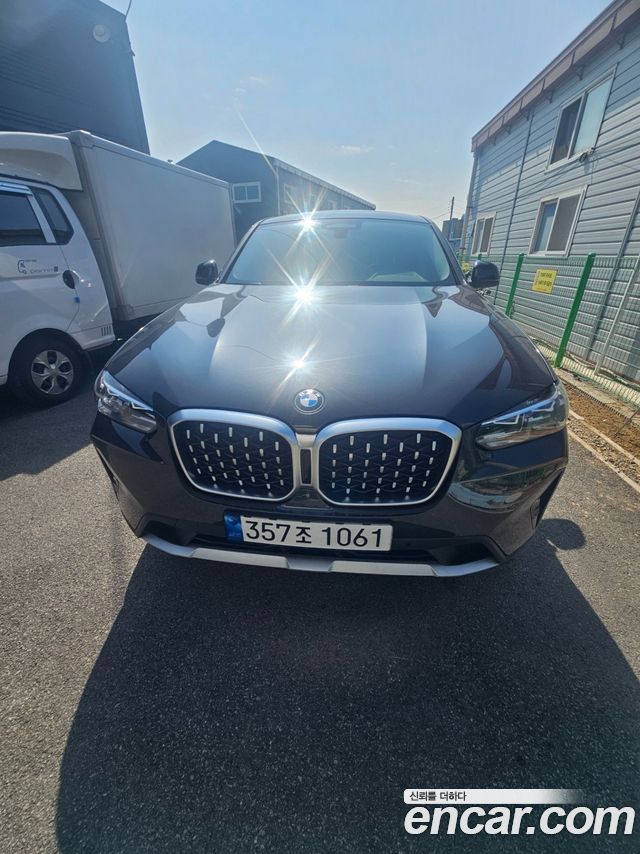 2022 BMW X4, VIN WBA21DT02N9N05997