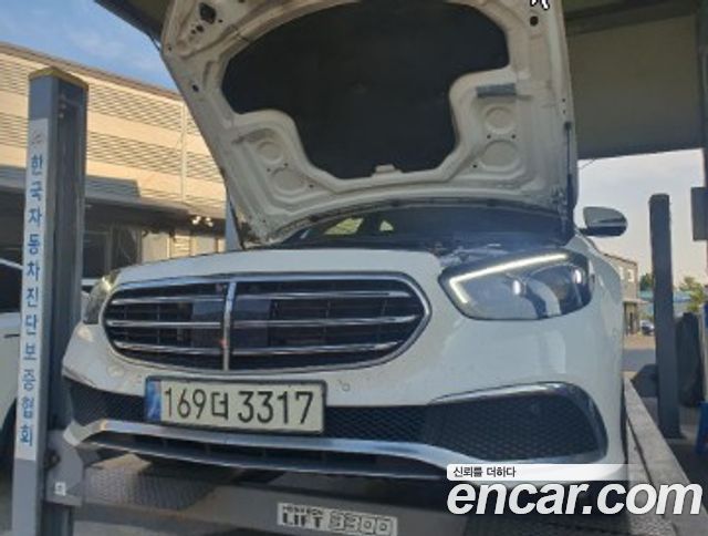 2021 Mercedes-Benz E-Class, VIN W1KZF5EB4MA966578