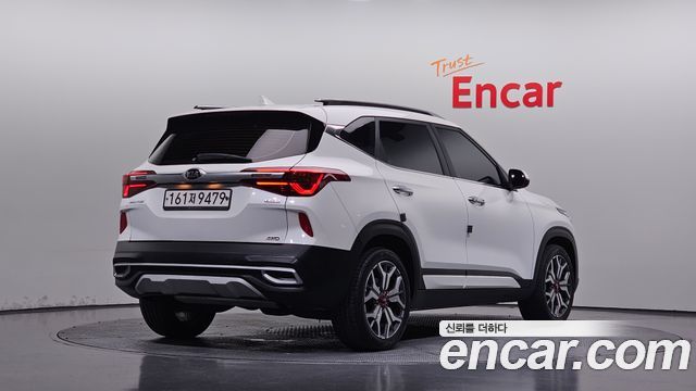 2020 Kia Seltos, VIN KNAEV812HLK056724