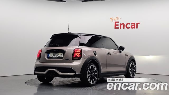 2023 Mini Cooper, VIN WMW61DH04P2T46857