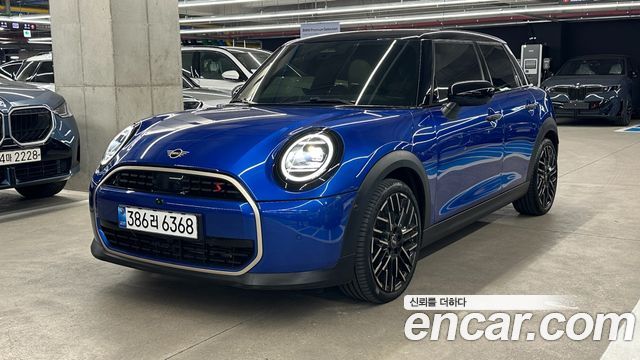 2025 Mini Cooper, VIN WMW51GD0XS2W74280