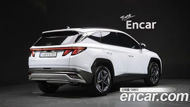 2025 Hyundai Tucson, VIN KMHJE811BSU367961