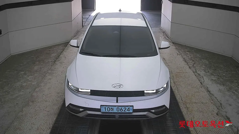 2022 Hyundai Ioniq 5, VIN KMHKN81CPNU112283