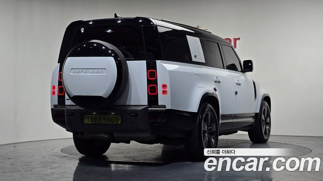 2024 Land Rover Defender, VIN SALEA8BW7R2276298