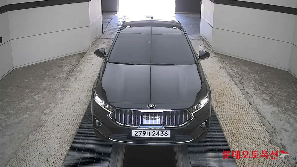 2020 Kia K7, VIN KNALD416BLA185294