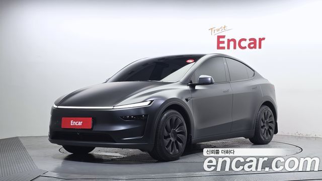 2025 Tesla Model Y, VIN LRWYGCFJ2SC348901