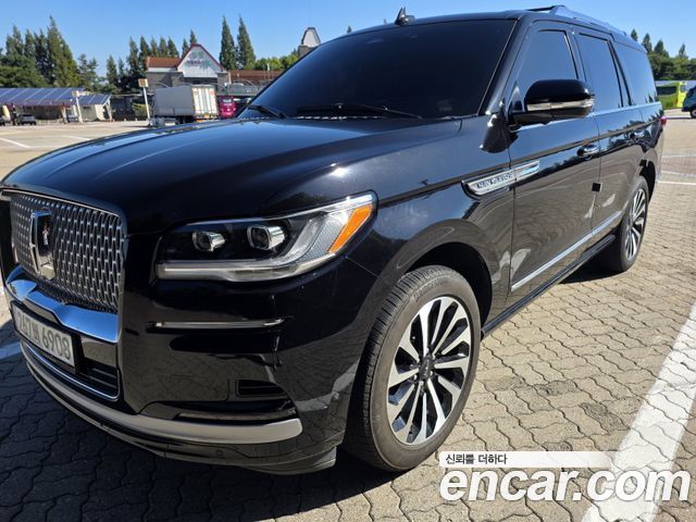 2022 Lincoln Navigator, VIN 5LMJJ2LT3NEL01030