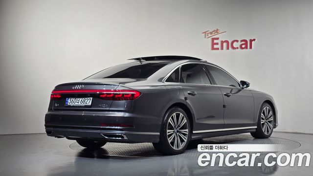 2021 Audi A8, VIN WAUZZZF80MN001461