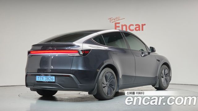 2025 Tesla Model Y, VIN LRWYGCFJ6SC145882