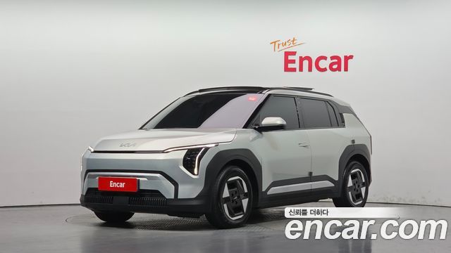 2025 Kia EV3, VIN KNAFB81BFSS015939