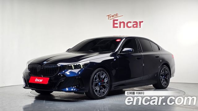 2024 BMW 5-Series, VIN WBA71FJ05RCT07038