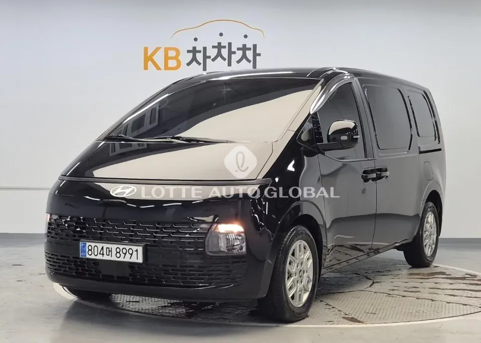 2025 Hyundai Staria, VIN KMFYDX73BSU249009
