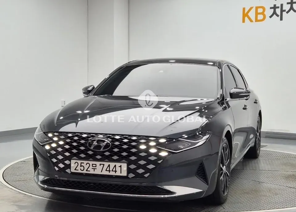 2020 Hyundai Grandeur, VIN KMHF241GBLA380296