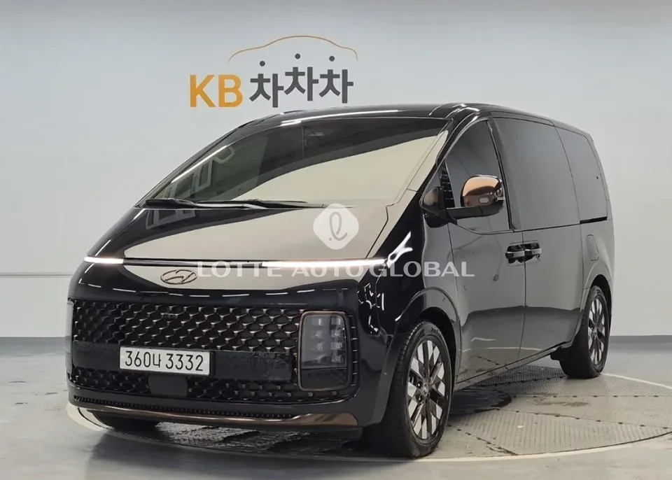 2022 Hyundai Staria, VIN KMHYF813BNU020038