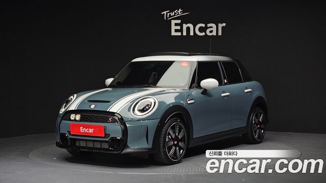 2023 Mini Cooper, VIN WMW61DK01P2T66469