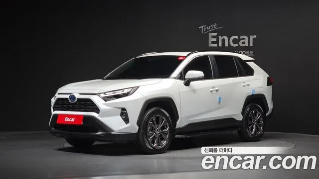 2023 Toyota RAV4, VIN JTMX2RFV3PD526805