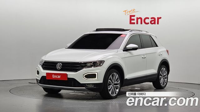 2021 Volkswagen T-Roc, VIN WVGZZZA1ZMV038028