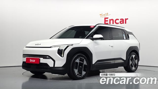 2025 Kia EV3, VIN KNAFC81AFSS002119