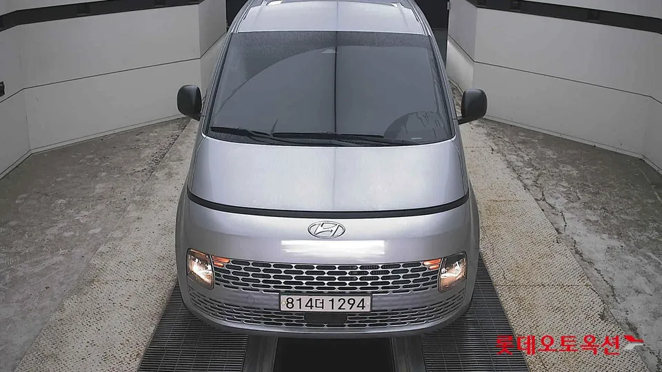 2023 Hyundai Staria, VIN KMFYFX71BPU084248