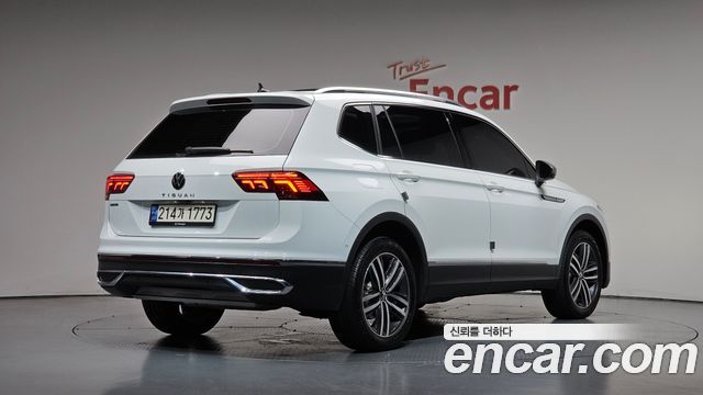 2023 Volkswagen Tiguan, VIN WVGZZZ5N8PM032828