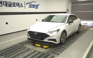 2022 Hyundai Sonata, VIN KMHL141EBNA175493
