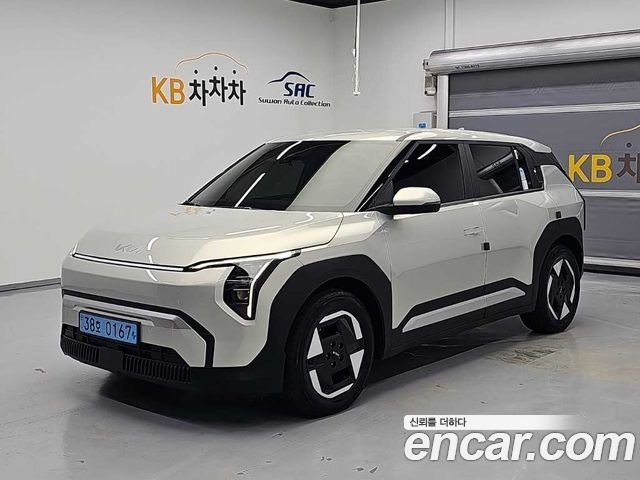 2025 Kia EV3, VIN KNAFB81AFSS015974