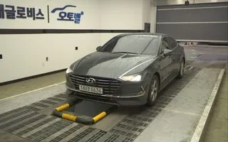 2020 Hyundai Sonata, VIN KMHL341DBLA042040