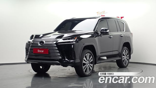 2026 Lexus LX, VIN JTJGD7CX2T4019597