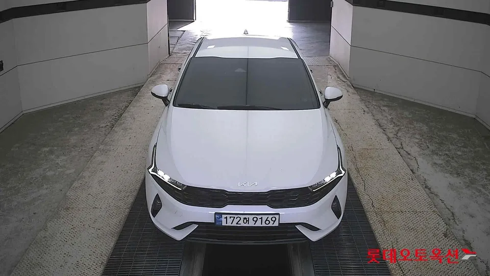 2023 Kia K5, VIN KNAG141JBPA028189
