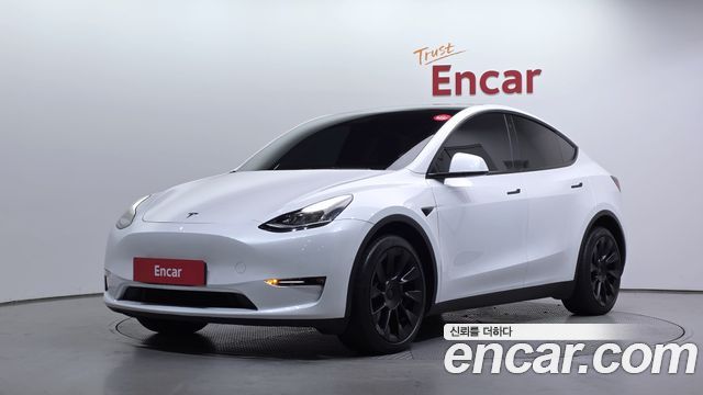 2022 Tesla Model Y, VIN 7SAYGDEE1NF415138