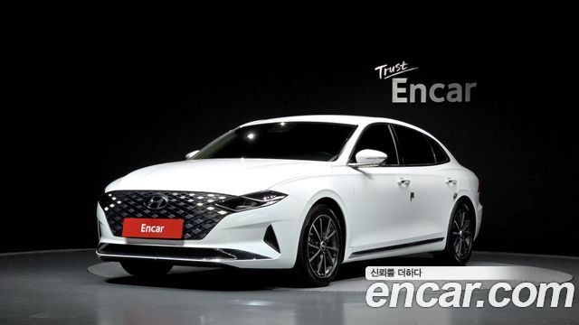 2021 Hyundai Grandeur, VIN KMHF241DBMA445698