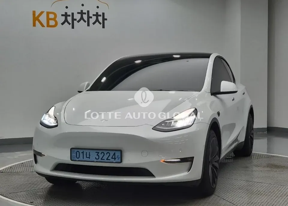 2021 Tesla Model Y, VIN 5YJYGDEE8MF225865