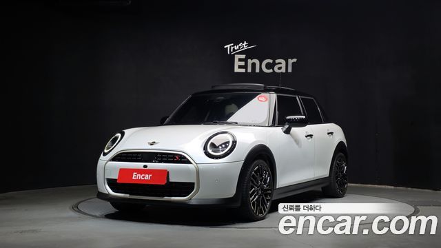 2025 Mini Cooper, VIN WMW51GD05S2W35516