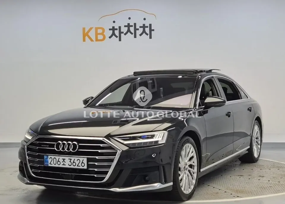 2021 Audi A8, VIN WAUZZZF85MN021365