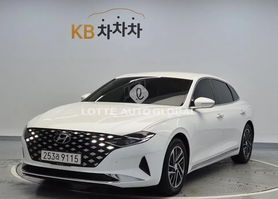 2021 Hyundai Grandeur, VIN KMHF241NBMA440968