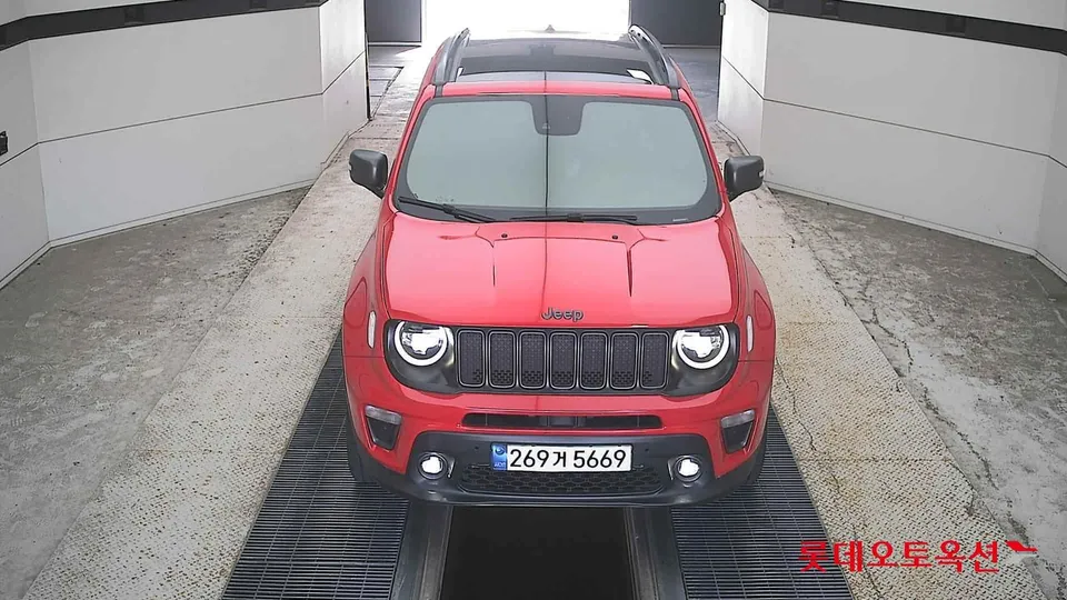 2021 Jeep Renegade, VIN 1C4NJDDB6MPN00389