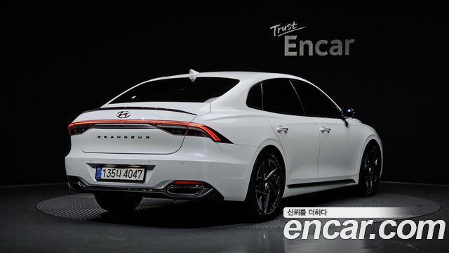 2022 Hyundai Grandeur, VIN KMHF141GBNA455854