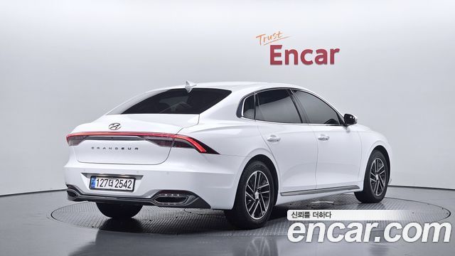 2022 Hyundai Grandeur, VIN KMHF241NBNA460824
