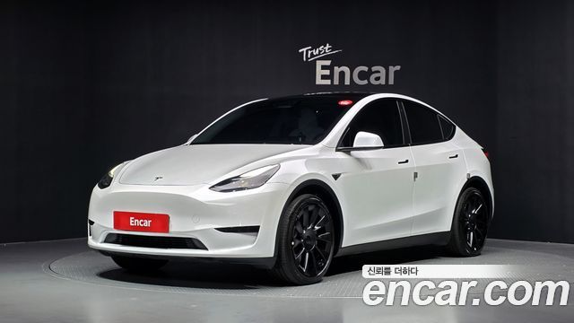 2023 Tesla Model Y, VIN LRWYGCFS4PC101508